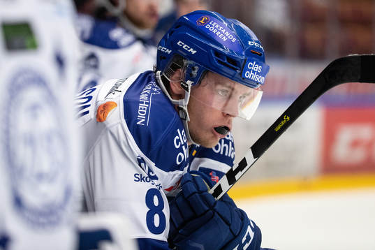 Leksands Filip Johansson  i ishockeymatchen i