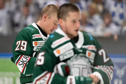 Tingsryds Simon Norberg  i ishockeymatchen i