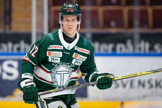 Tingsryds Joonas Valkonen  i ishockeymatchen i