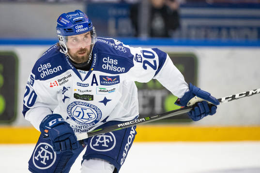 Leksands Mattias Karlsson  i ishockeymatchen i