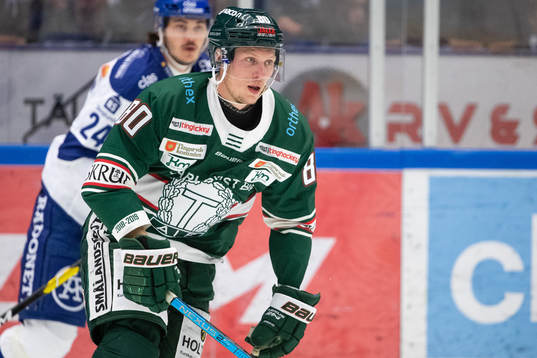 Tingsryds Oscar Holst  i ishockeymatchen i