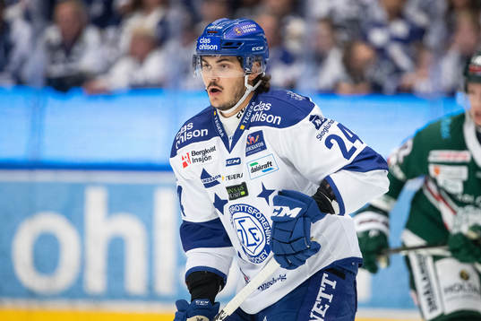 Leksands Thomas Valkvæ Olsen  i ishockeymatchen i