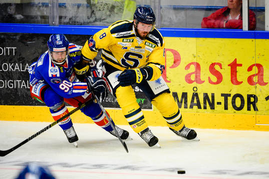 Oskarshamns Alex Hutchings och Södertäljes Nicklas