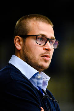 Södertäljes assisterande tränare Dennis Bozic