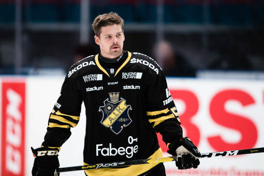 s David Berg innan ishockeymatchen i Hockeyallsvenskan