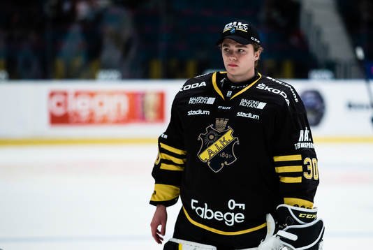 s målvakt Erik Källgren