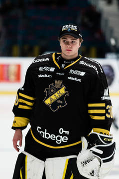 s målvakt Erik Källgren