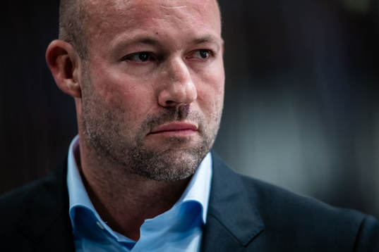 s assisterande tränare Peter Nylander