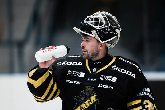 s målvakt Johannes Jönsson
