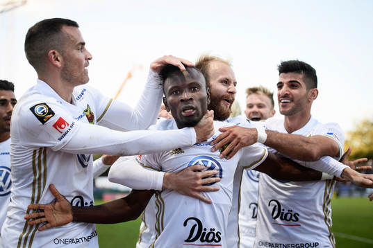 Östersunds Samuel Laryea Mensiro jublar