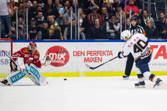 Djurgårdens Jacob Josefson missar straff