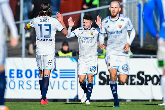 Djurgårdens Kerim Mrabti jublar