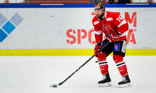 Örebros Nick Ebert
