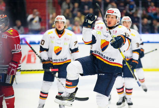Djurgårdens Henrik Eriksson gör 1-2 och jublar