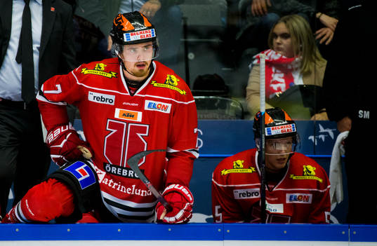 Örebros Marcus Björk deppar
