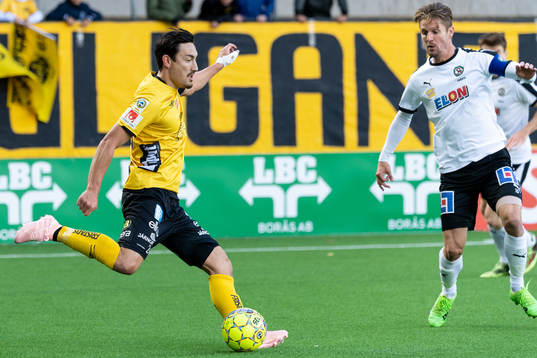 Elfsborgs Stefan Ishizaki och Örebros Martin Lorentzson