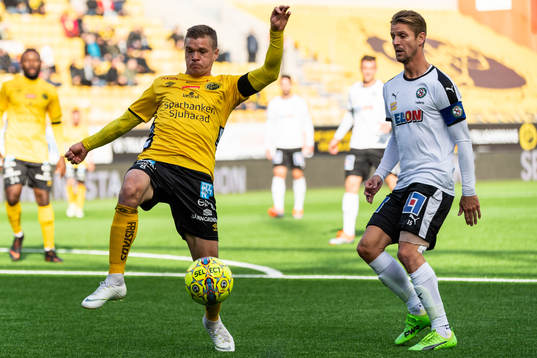 Elfsborgs Samuel Holmén och Örebros Martin Lorentzson