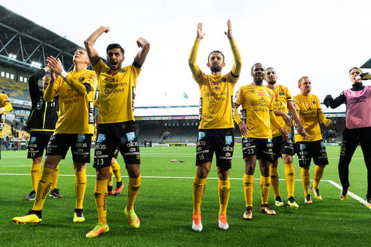 Elfsborgs spelare jublar