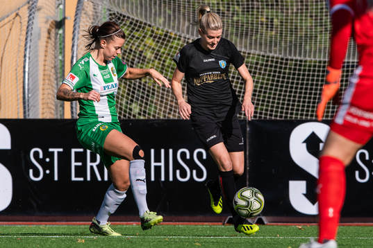 Hammarbys Amanda Johansson och Göteborgs Olivia Schough