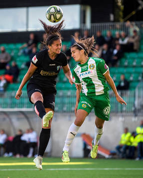 Göteborgs Taylor Leach och Hammarbys Sejde Abrahamsson i