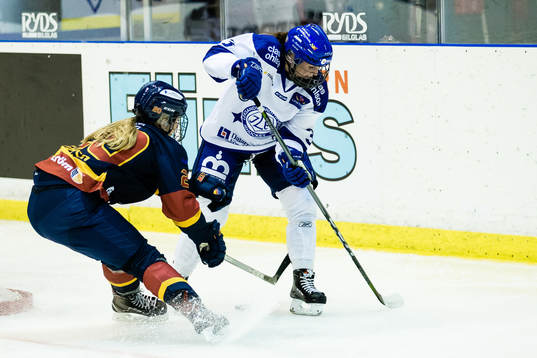 Leksands Elin Lundberg och Djurgårdens Karoline Pedersen