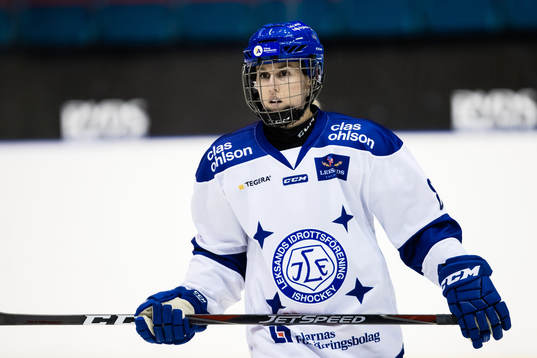 Leksands Samantha Hanson innan ishockeymatchen i SDHL