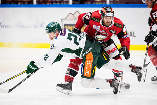 Färjestads Per Åslund och Malmö Redhawks Niklas Arell