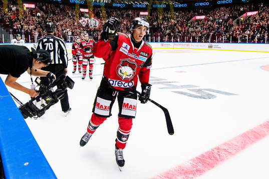 Malmö Redhawks Henrik Hetta jublar