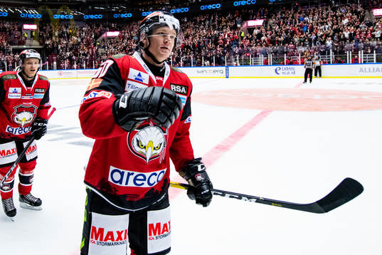 Malmö Redhawks Tobias Ekberg jublar