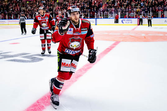 Malmö Redhawks Konstantin Komarek jublar