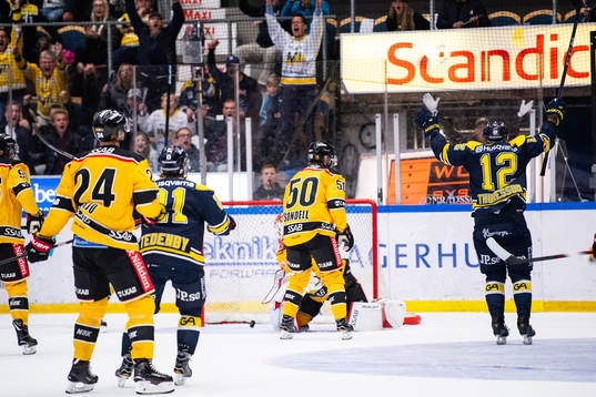 s Andreas Thuresson jublar