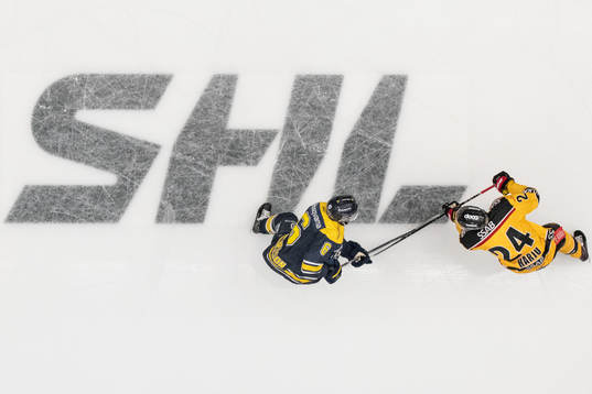 s Christoffer Persson och Luleås Johan Harju