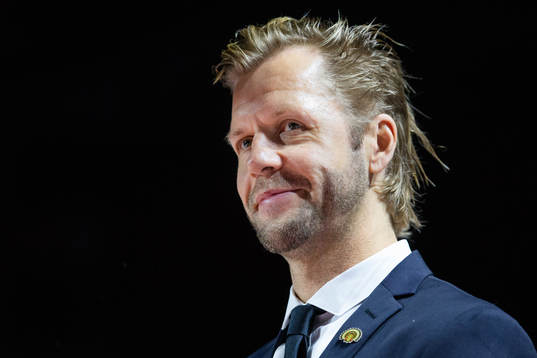Tomi Kallio hyllas innan ishockeymatchen i SHL mellan
