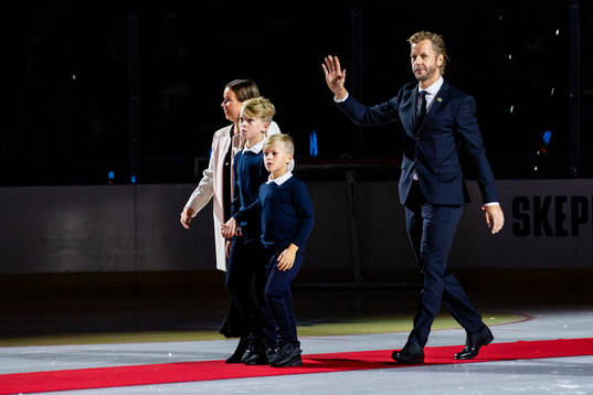 Tomi Kallio hyllas innan ishockeymatchen i SHL mellan