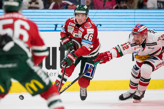 Frölundas Oliwer Fjällström och Moras Kevin Gagné
