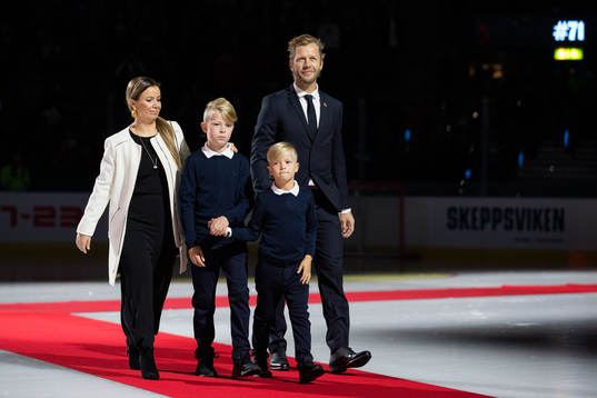 Tomi Kallio med familj