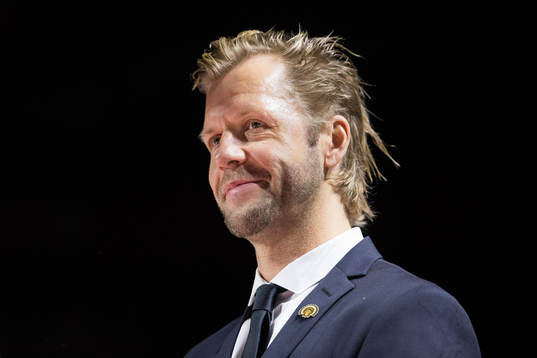 Tomi Kallio hyllas innan ishockeymatchen i SHL mellan