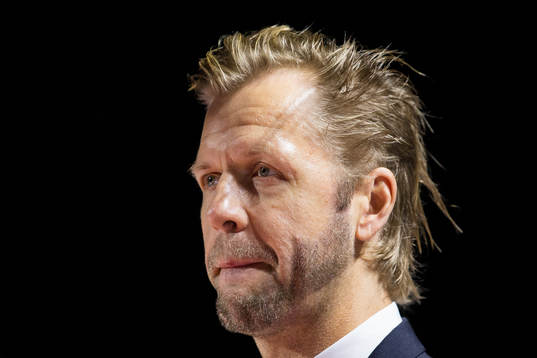 Tomi Kallio hyllas innan ishockeymatchen i SHL mellan