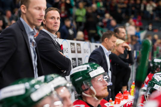 Frölundas tränare Roger Rönnberg deppar