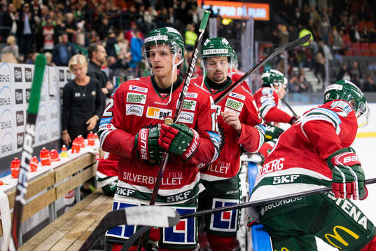 Frölundas Max Friberg och Patrik Carlsson  deppar