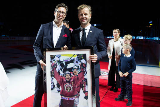 Frölundas klubbdirektör Christian Lechtaler och Tomi
