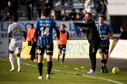 Östersunds tränare Ian Burchnall