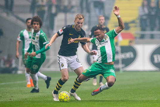 s Sebastian Larsson och Hammarbys Junior