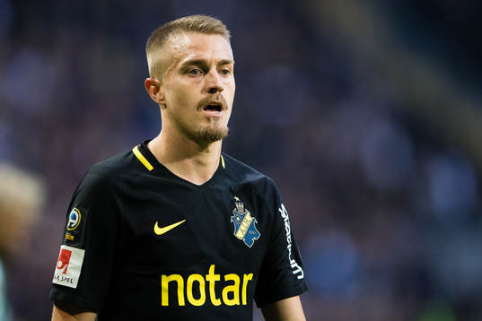 s Rasmus Lindkvist
