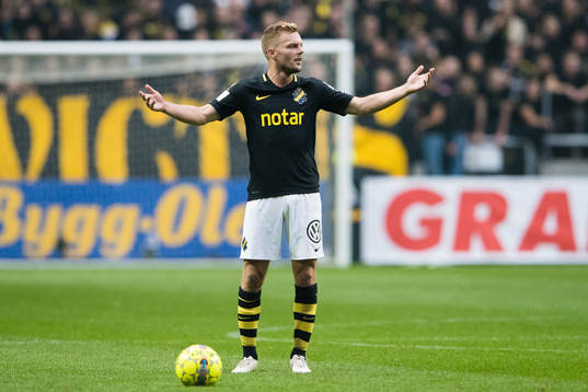 s Sebastian Larsson