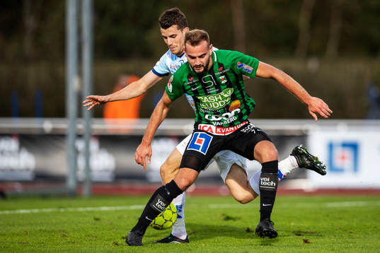 Varbergs Perparim Beqaj mot Gefles Jesper Björkman