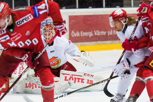 Almtunas målvakt Oscar Fröberg