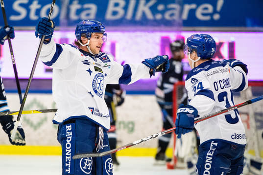 Leksands Daniel Gunnarsson jublar