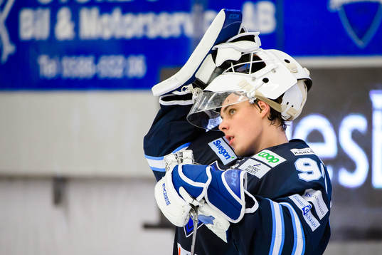 Karlskogas målvakt Olle Eriksson Ek