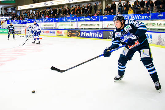 Karlskogas Fredrik Forsberg